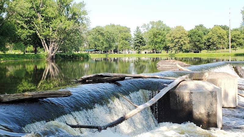 Riverview Park - Image 1