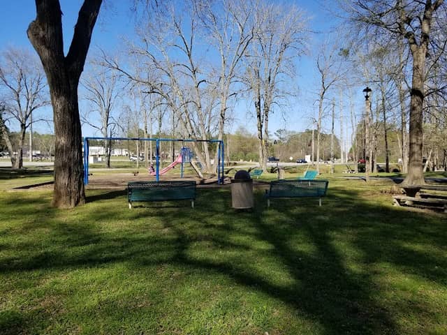 Cochran Park - Image 2