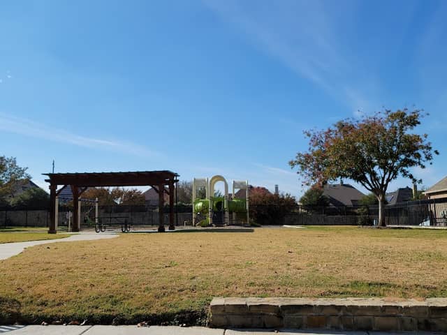 King Lionel Park - Image 2