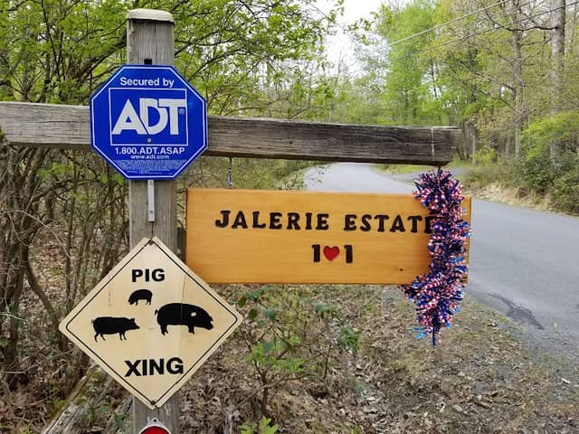 Jalerie Estate - Image 1