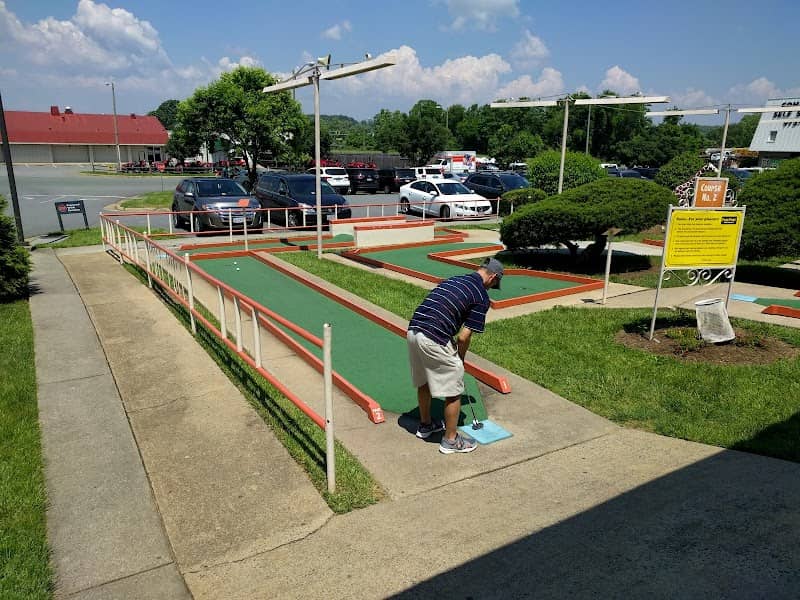 Putt-Putt Golf Course - Image 1