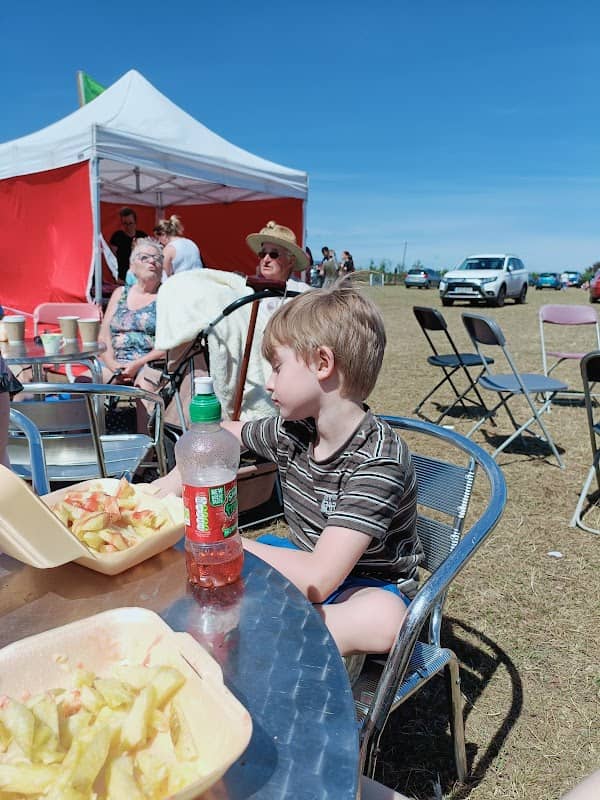 Woolaston Carboot - Image 1