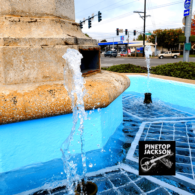 Fountain Memorial Park - Image 2
