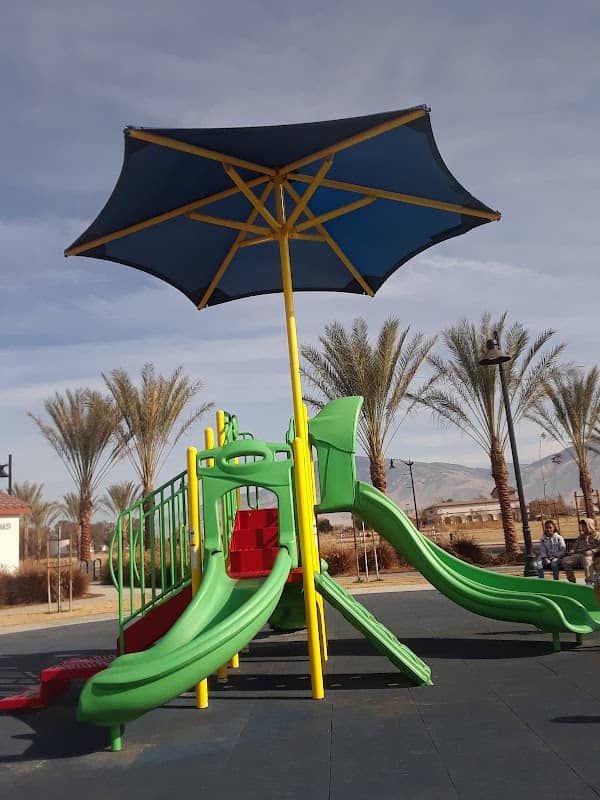 Las Palmas Park - Image 1