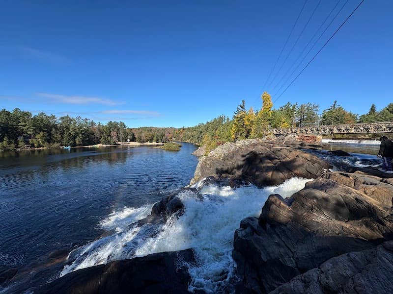 High Falls Parking - Image 1