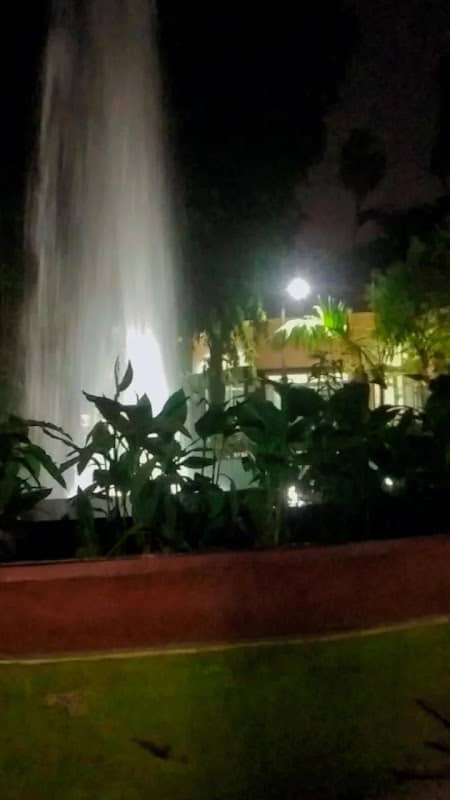 Company Garden Fountain - Image 1