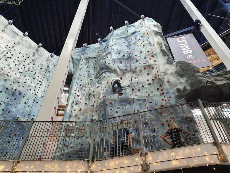 Climbzone - Image 1