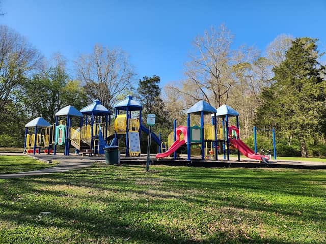 Milt Dickens Park - Image 1