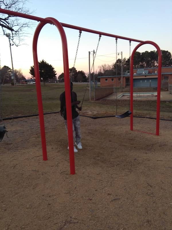 Westside Park - Image 1
