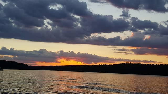 Lake Hickory - Image 1