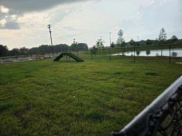 Keller Road Dog Park - Image 2
