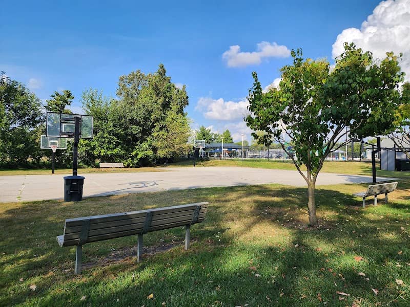 Bowling Green City Park - Image 2