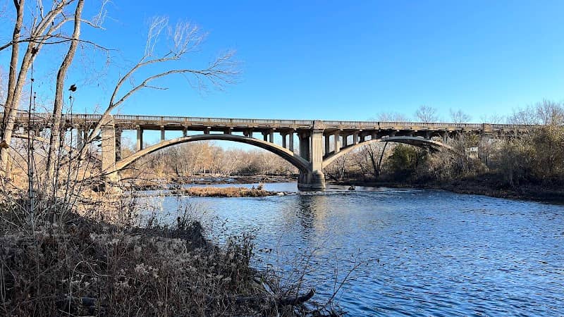 Old Redings Mill Bridge - Image 1