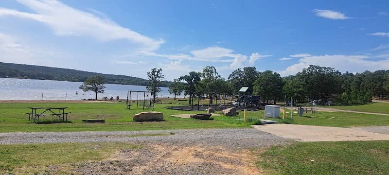 Lake Eufaula State Park Arrowhead Area - Image 3