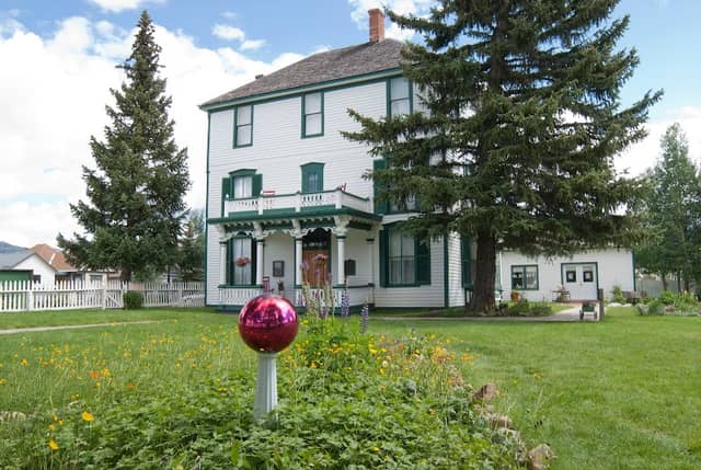 Healy House Museum & Dexter Cabin - Image 1