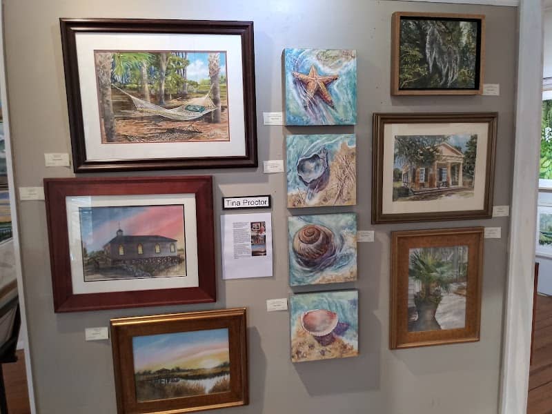 Island Art Gallery - Image 2