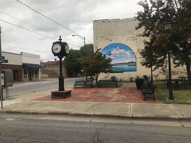 Barnes Plaza - Image 2