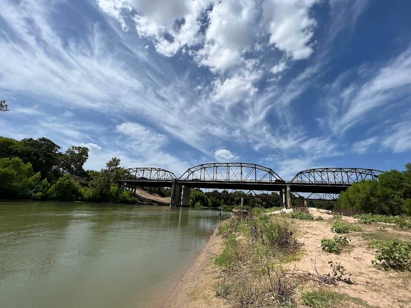 Beason's Crossing Park - Image 2