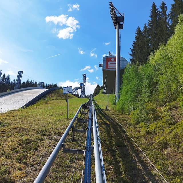 Seilbahn zum Sprungturm - Image 1