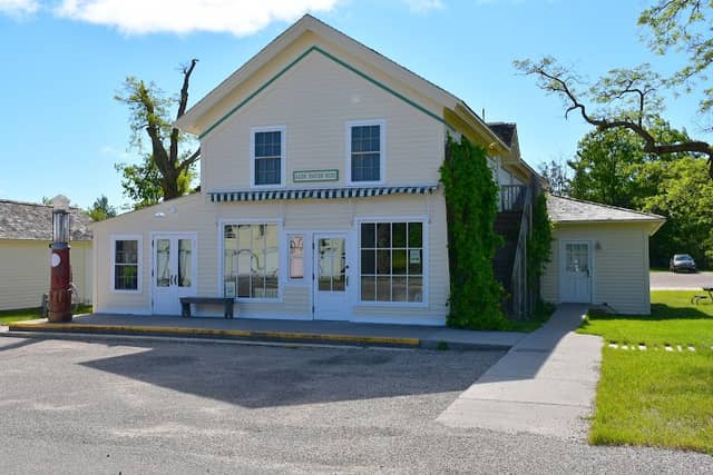 Glen Haven Village - Image 3