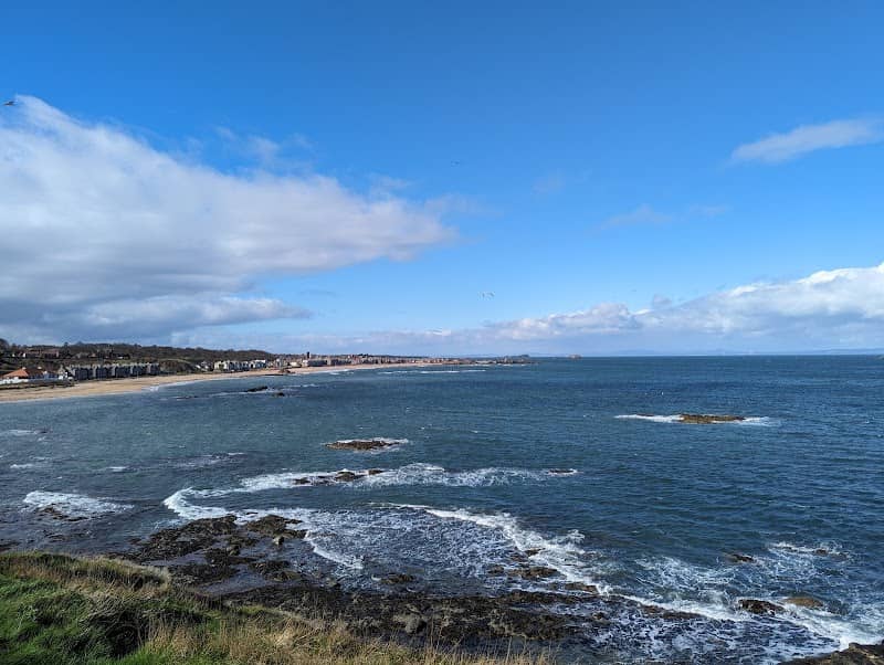North Berwick Harbour - Image 1
