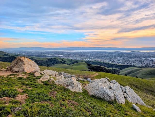 Vista Point of the High Ridge Loop Trail - Image 1
