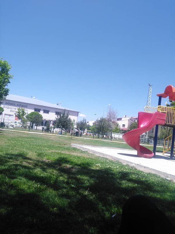 Pir Ali Baba Parkı - Image 1