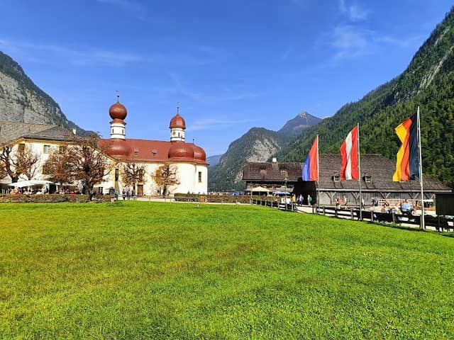 Lake view point - Image 1