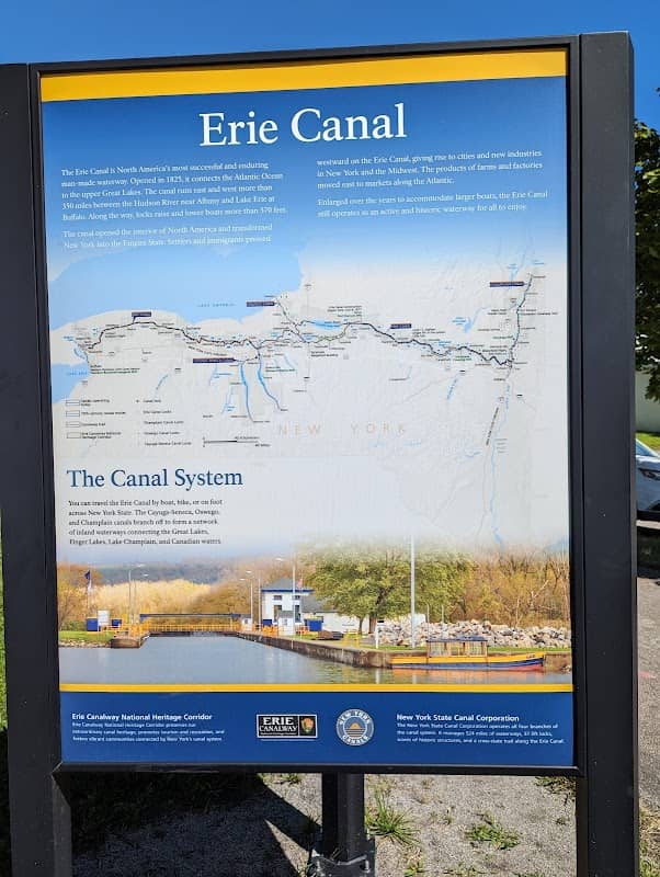 Fort Plain Canalway Parking - Image 1