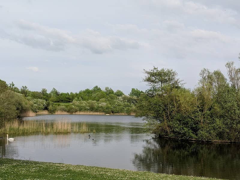 Crown Lakes Country Park - Image 2