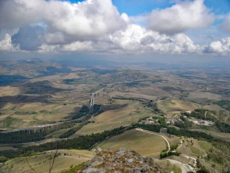 Enna - Image 1