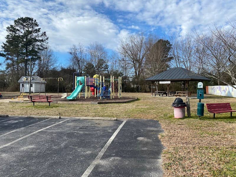 Robinson Park - Image 1