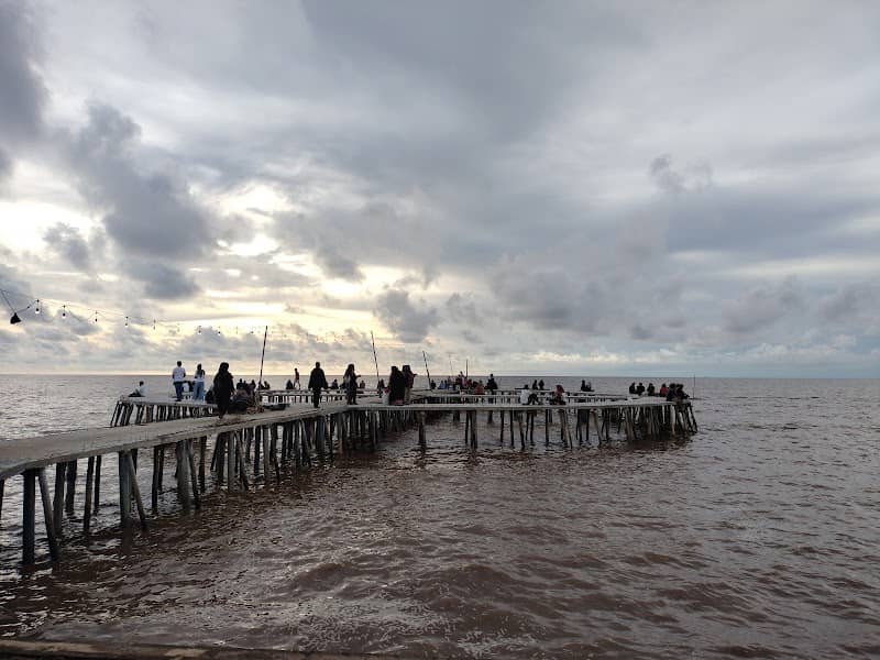 Wisata pelangi Kapuas - Image 1