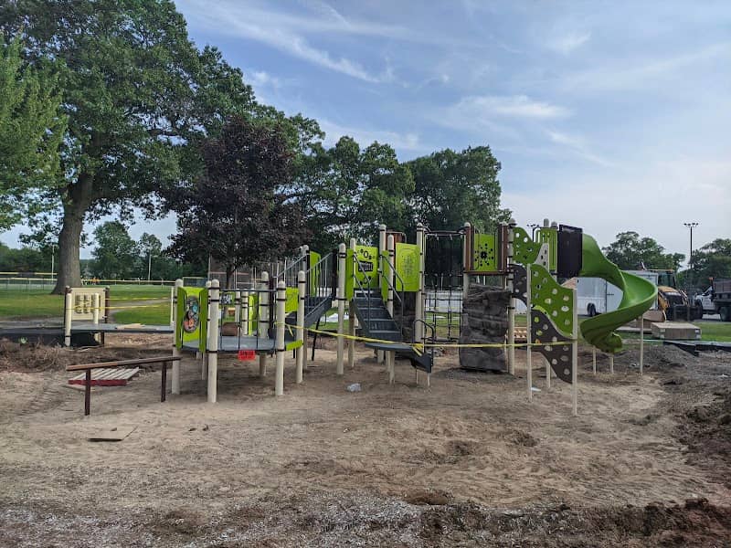 Leland Park - Image 3