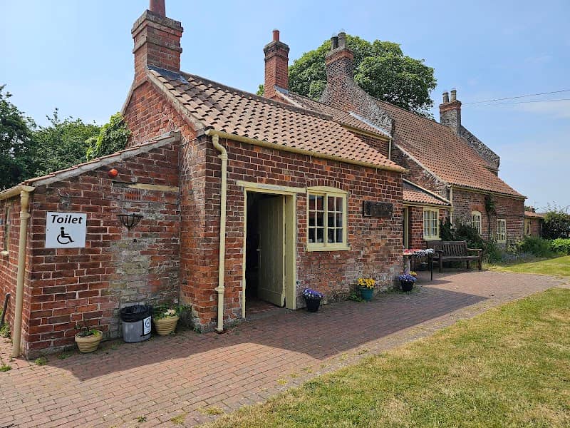 The Village Church Farm Skegness - Image 2