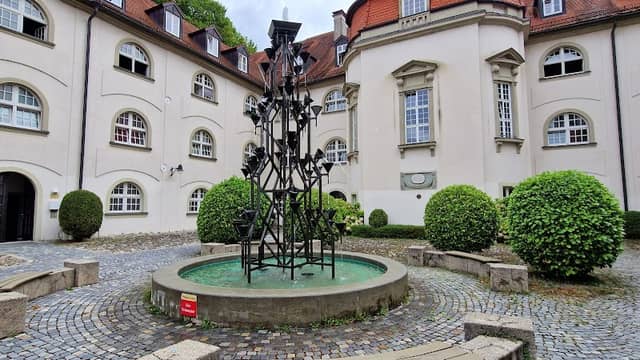 Trichter-Brunnen - Image 1
