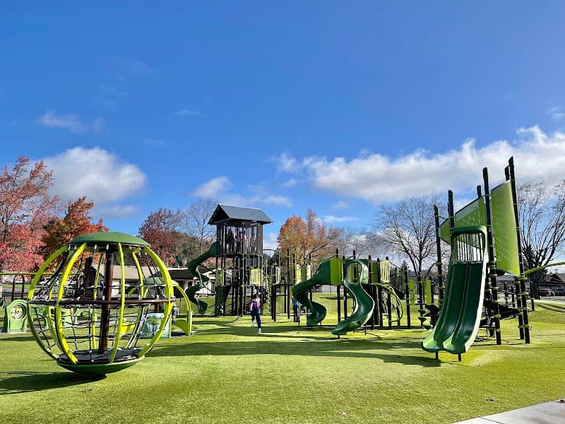 Recreation Park Penny Playground - Image 1