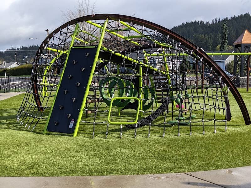 Recreation Park Penny Playground - Image 2