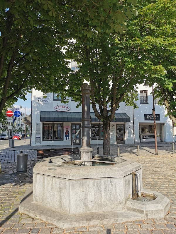 Brunnen - Image 1