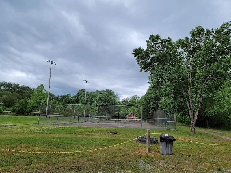 Stoneville Memorial Park - Image 1