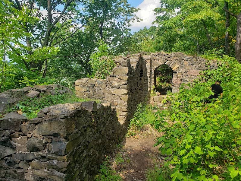 Mount Tom State Reservation - Image 2