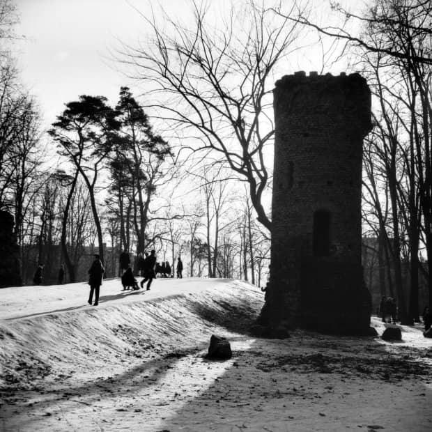 Sztuczne Ruiny - Image 1