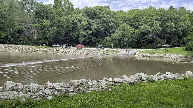 Middle River Ford - Image 2