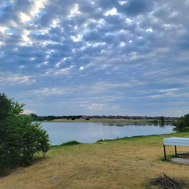 Raymond Cameron Lake Park - Image 1