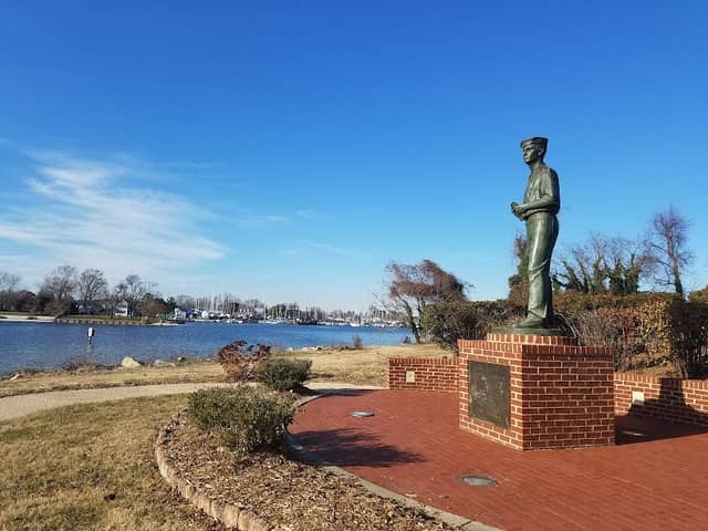 On Watch Statue - Image 1