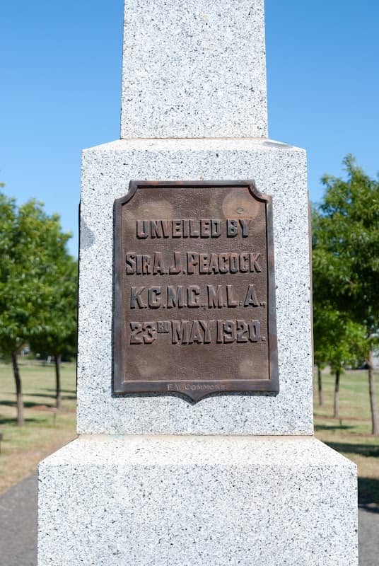 Miners Rest Soldiers Memorial - Image 1