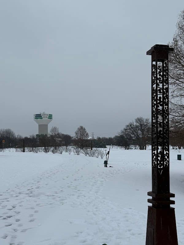 Woodlake - Image 1
