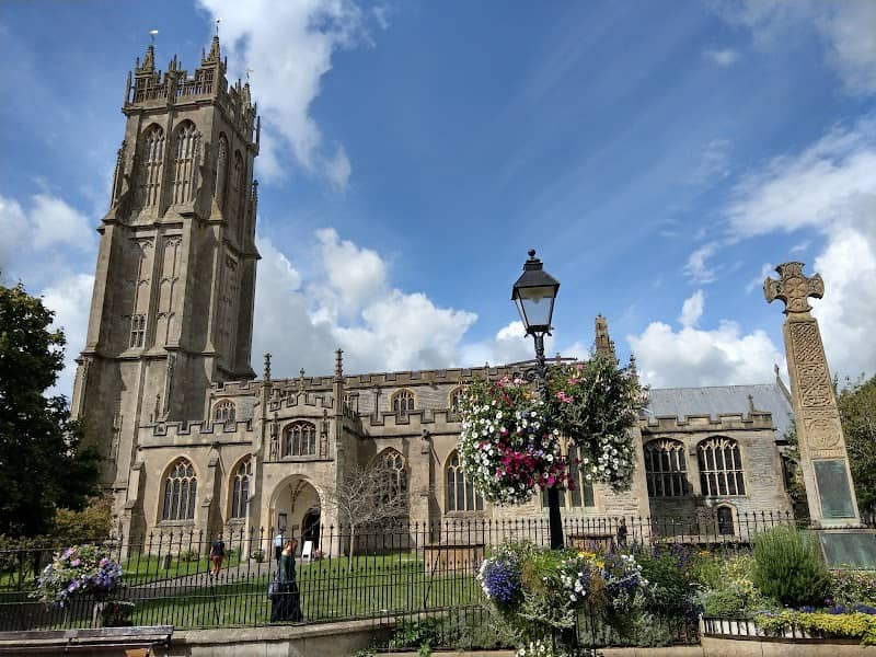 Glastonbury Abbey - Image 3