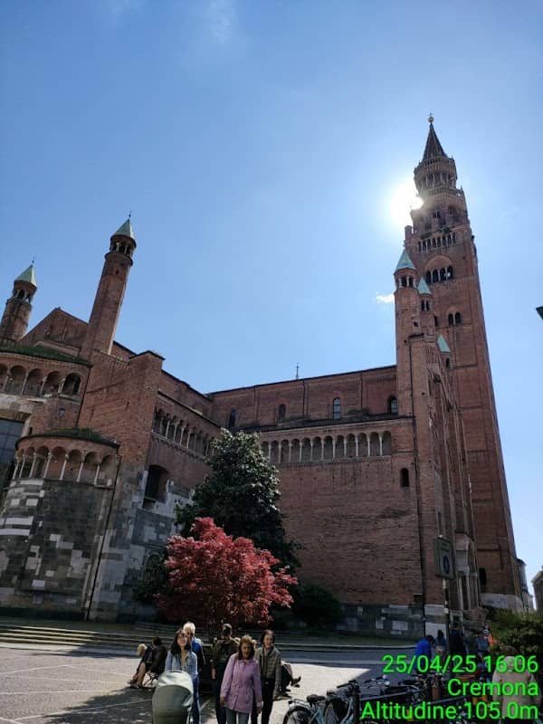 Piazza del Comune Cremona - Image 2
