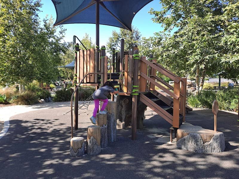 Vista Del Verde Park - Image 1